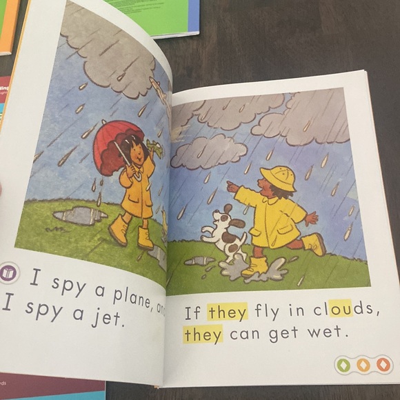 Leap Frog Leap Reader Tag Paperback Books Lot Of 7 short and long vowels - Picture 15 of 17